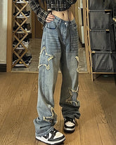 Distressed-Jeans aus Sonimire-Denim mit Sternenmuster